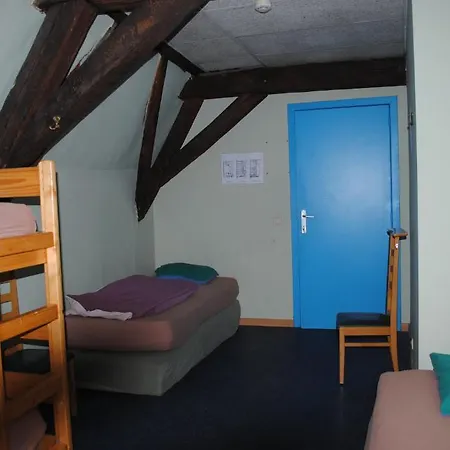 Charlie Rockets Youth Hostel-3